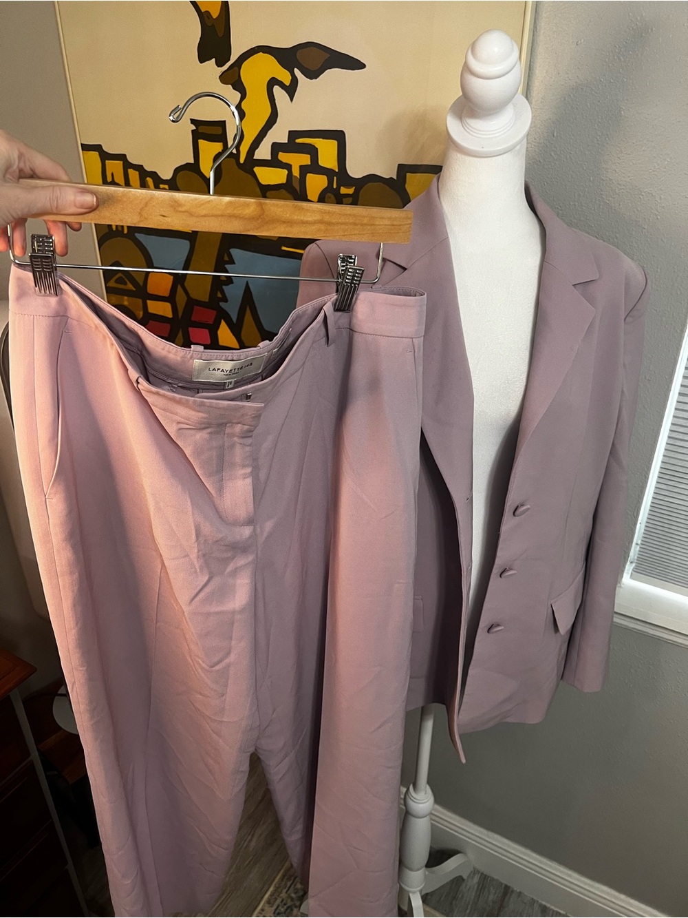 Lafayette 148 New York Suit 12 Lilac Set 3
Button blazer & Straight Pants - Picture 2 of 14